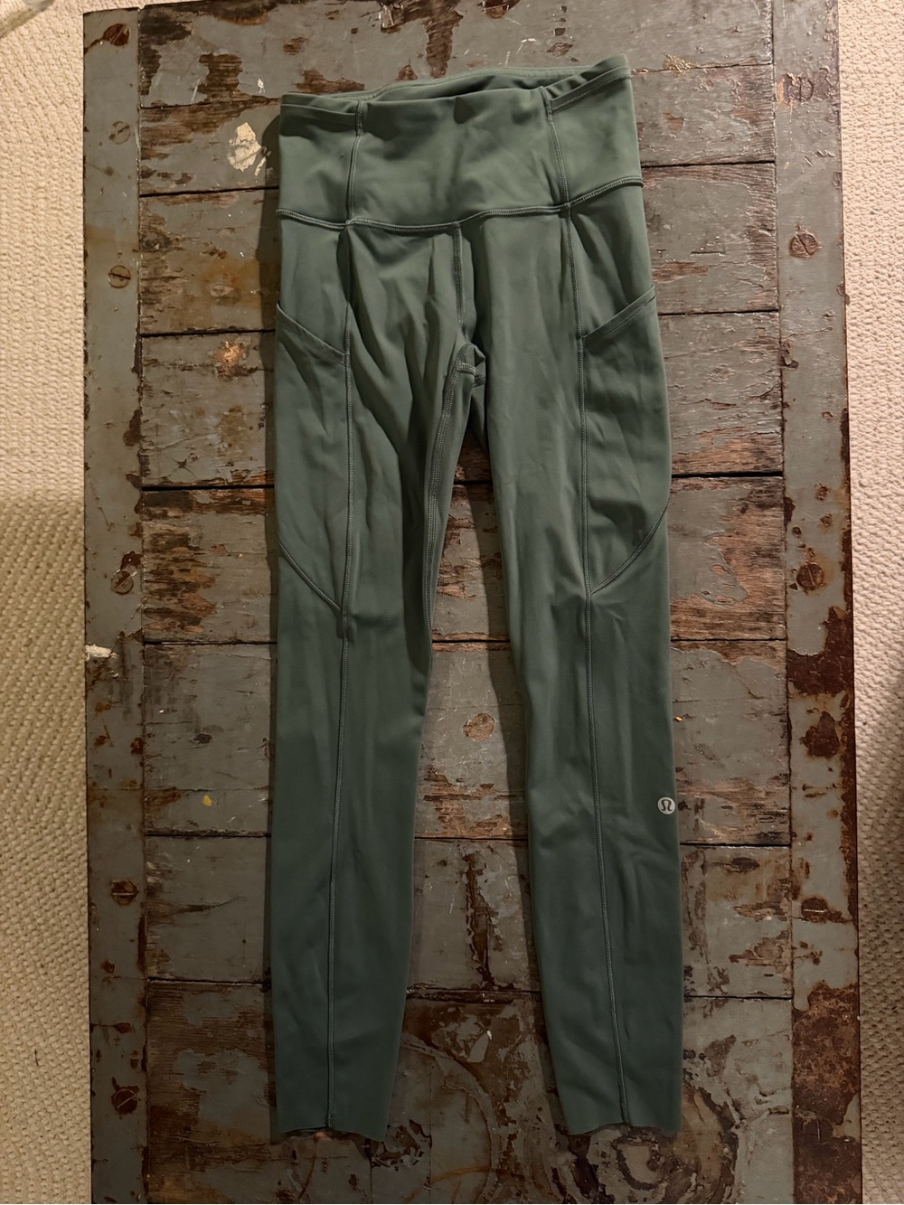NWOT lululemon athletica Olive Green Fast & Free Leggings 25”